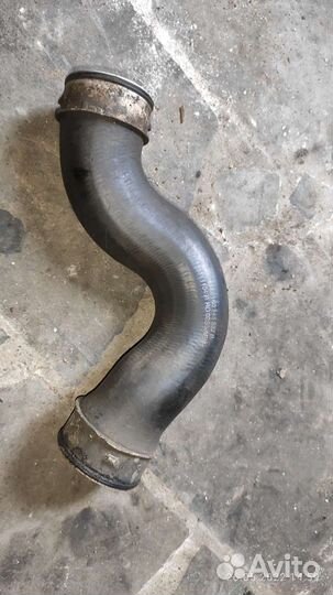 Патрубок интеркулера 1K0145832B