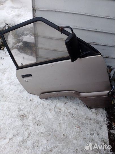 Дверь боковая передняя правая Toyota Town Ace