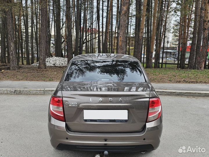 LADA Granta 1.6 МТ, 2021, 48 000 км