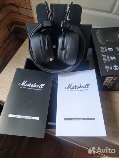 Bluetooth-гарнитура Marshall Major IV черный