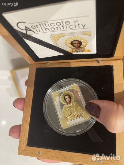 Монета серебро острова Кука (Пантелеймон)