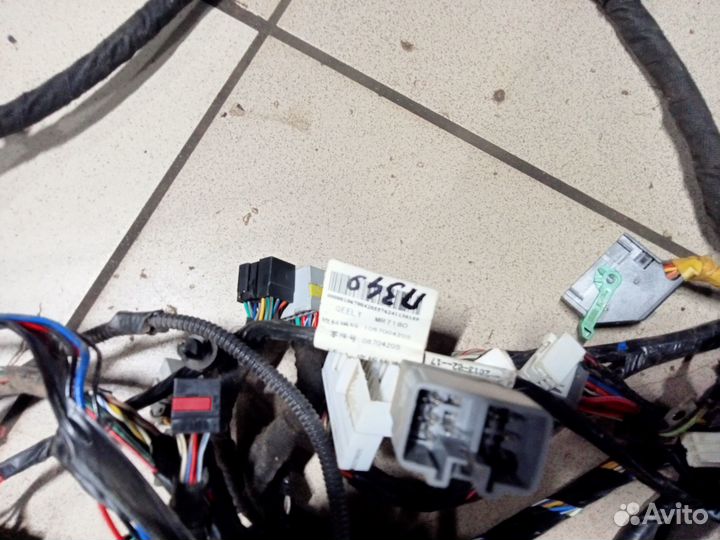 Проводка салона Geely Emgrand EC7