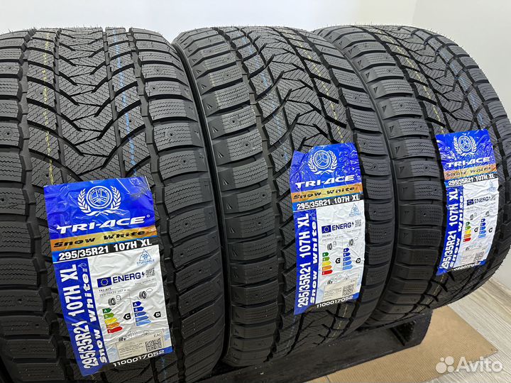 Tri Ace Snow White II 295/35 R21 107H