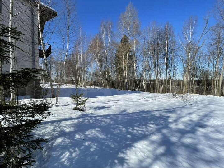 Дом 240 м² на участке 20 сот.