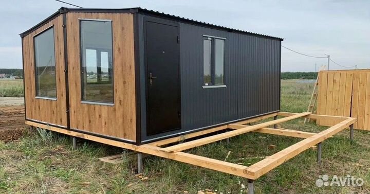 Готовый модульный дом панорамный