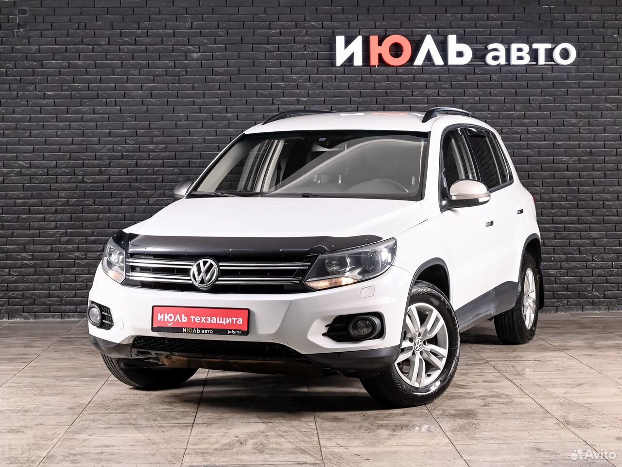 Volkswagen Tiguan 2.0 AT, 2014, 124 879 км
