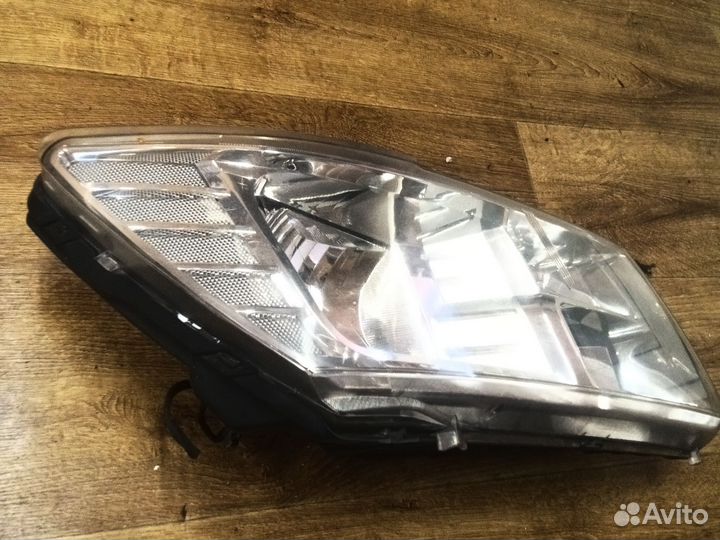 Фары Dodge journey правая