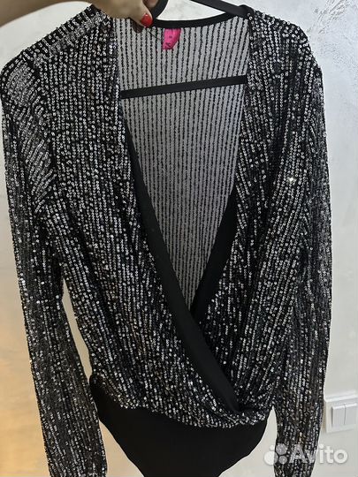 Боди в пайетках