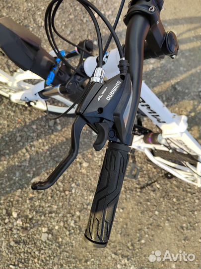 Велосипед BMW