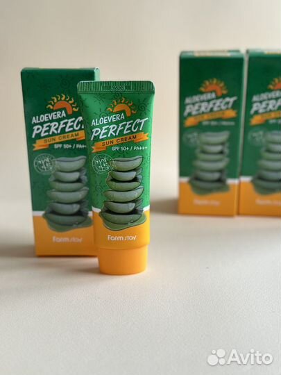 Солнцезащитный крем с алоэ FarmStay Aloevera