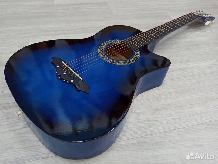 Акустическая гитара