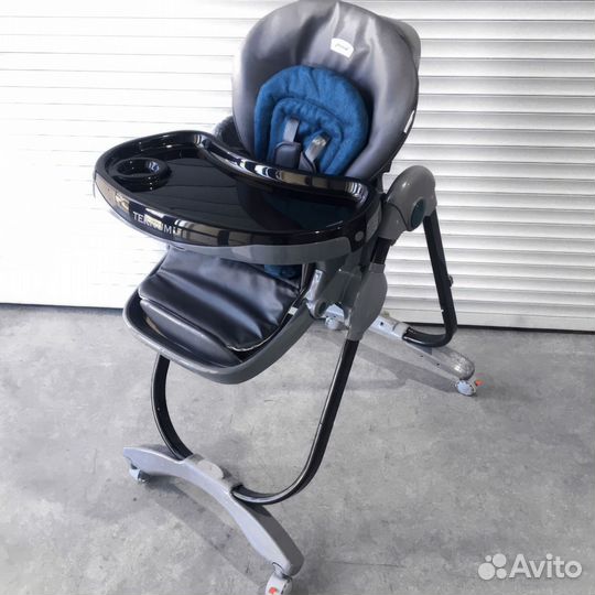Стульчик для кормления ребенка