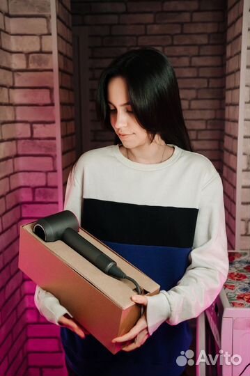 Фен Dyson Supersonic