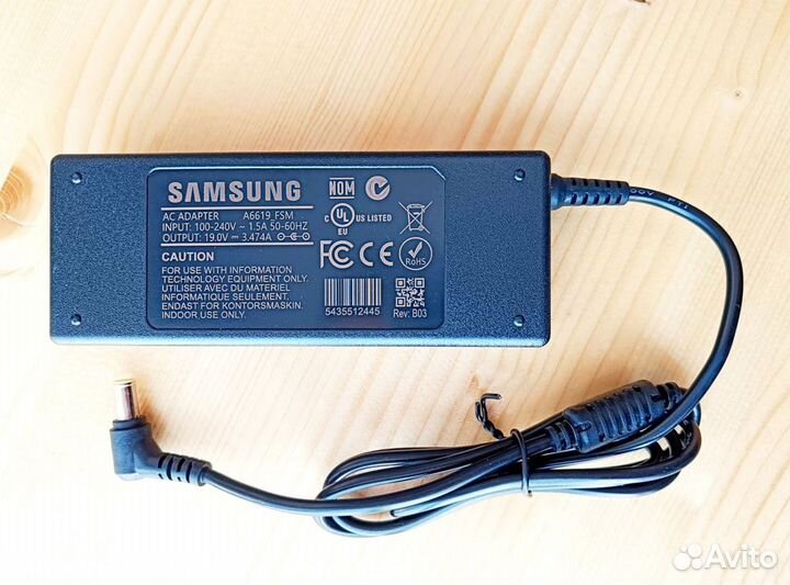 Блок питания телевизора Samsung 19V 3.474A
