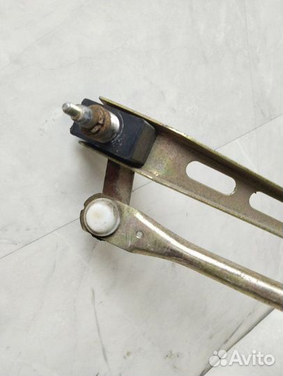 Трапеция дворников Ваз 21099 1.5 2000