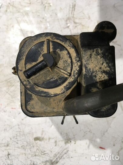 Абсорбер топливной системы (Toyota Corolla)