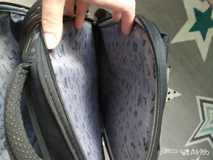 Ранец(рюкзак) для мальчика для начальной школы