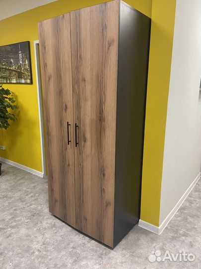 Офисные тумбы/шкафы/столы