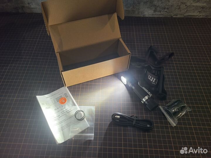 Фонарик налобный sofirn SP40A+аккумулятор,5000k