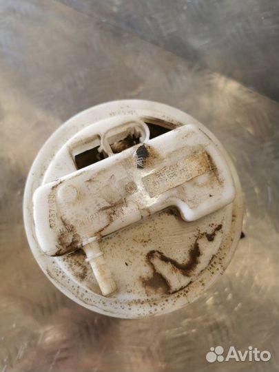 Топливный насос (бензонасос) Renault Logan 1 седан