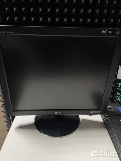 Монитор LG flatron
