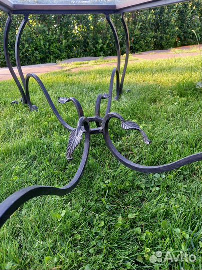 Журнальный столик из массива дуба