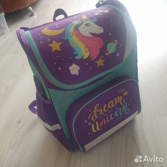 Школьный рюкзак