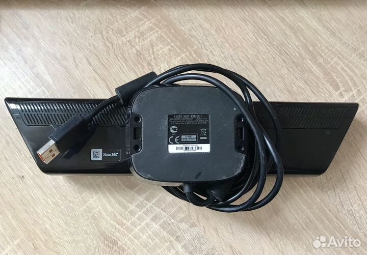 Kinect для xbox 360 + 3 диска