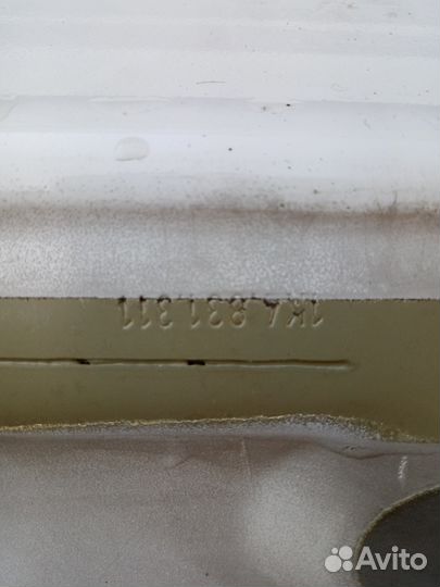 1K4831311 Дверь,рамка на Фольксваген гольф 5