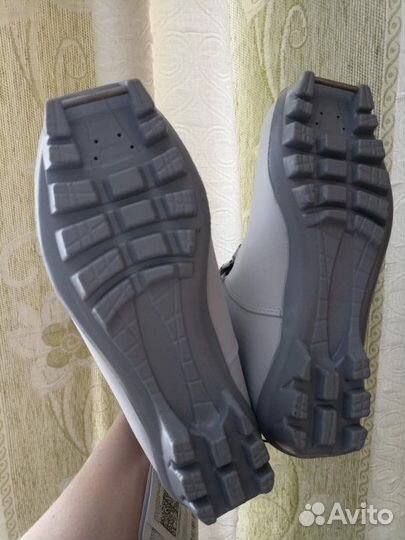 Новые ботинки р.37 (24 см)