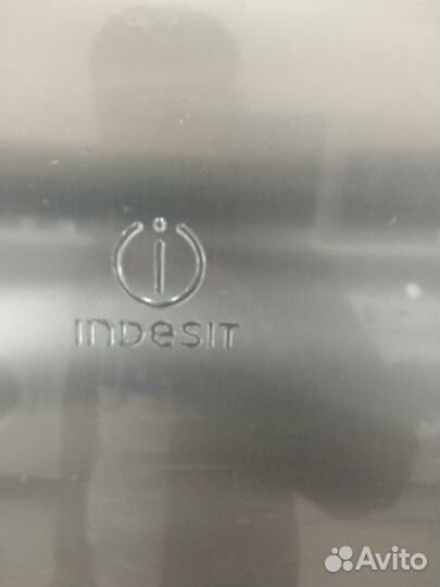 Холодильник indesit
