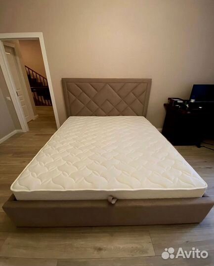 Кровать на заказ от производителя