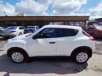 Nissan Juke 1.6 CVT, 2013, 133 000 км, с пробегом, цена 1 050 000 руб.