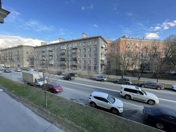 2-к. квартира, 56,6 м², 2/5 эт.