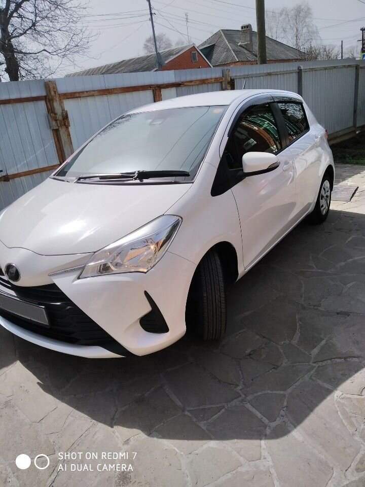 Toyota Vitz: фото владельца