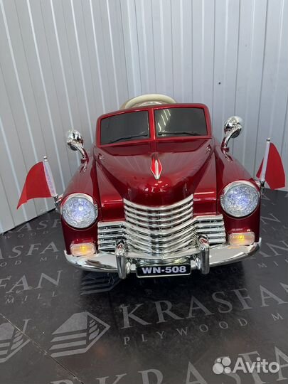 Детский электромобиль с пультом