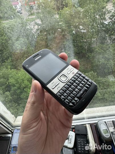 Nokia E5, 512 МБ