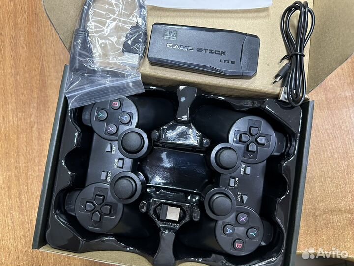 Игровая приставка Game stick lite 4K 10000 игр