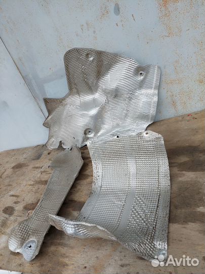 Экран тепловой для Mercedes Benz R170 SLK