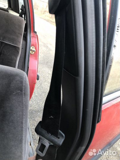 Ремни безопасности Opel Omega A