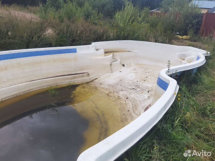 Бассейн цельный пластиковый