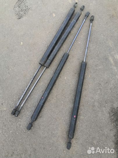 Амортизаторы крышки багажника volkswagen t4