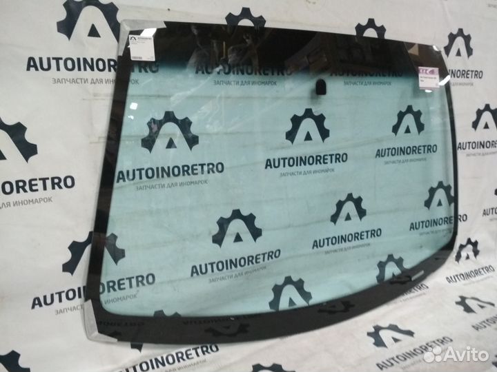 Лобовое стекло Ford Fusion