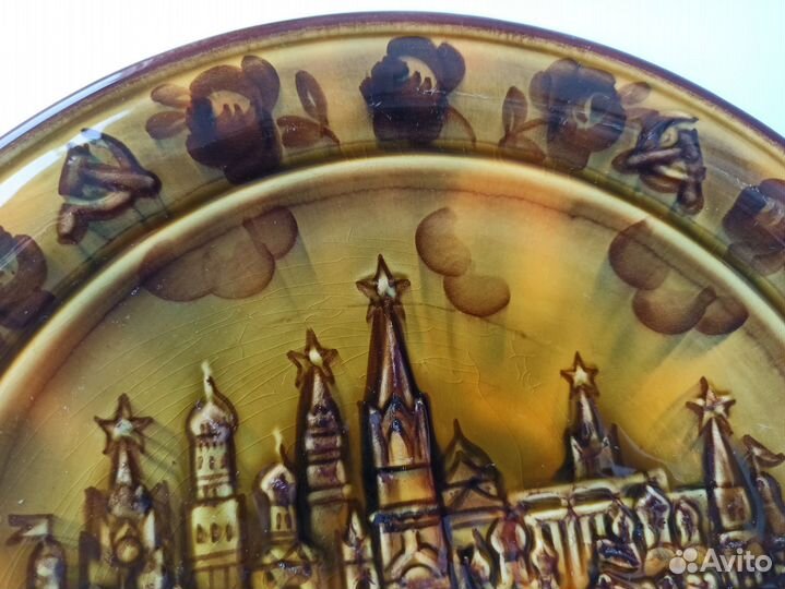 Настенная тарелка. Москва. Столица. Зик. Конаково