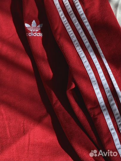 Лонгслив adidas