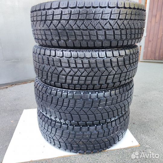 Maxxis SS-01 Presa SUV 215/65 R16