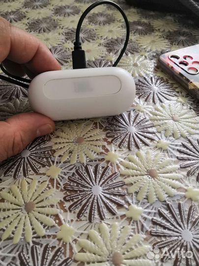 Беспроводные наушники jbl