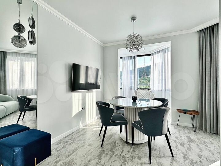 2-к. квартира, 58 м², 8/22 эт.