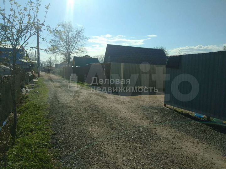 Дом 186,6 м² на участке 4 сот.