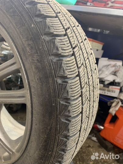 Roadstone Winguard Ice 195/55 R15